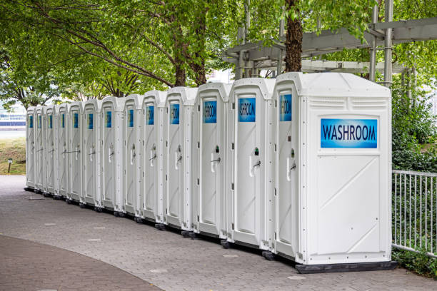 Porta potty delivery and setup in Branford Center, CT